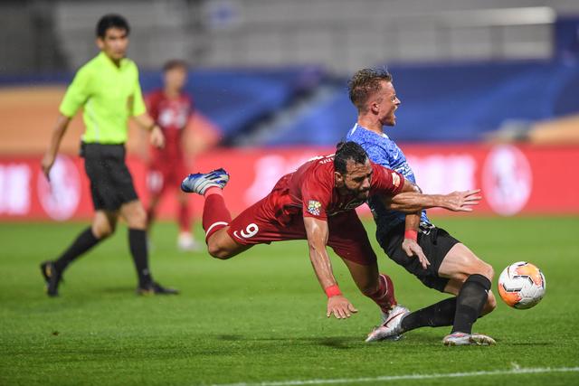 欧冠-维尼修斯破门莫拉塔弑旧主 皇马1-3AC米兰